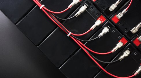 Katkeamaton Virtalähde